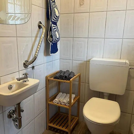 Dini, 25668 * Weener