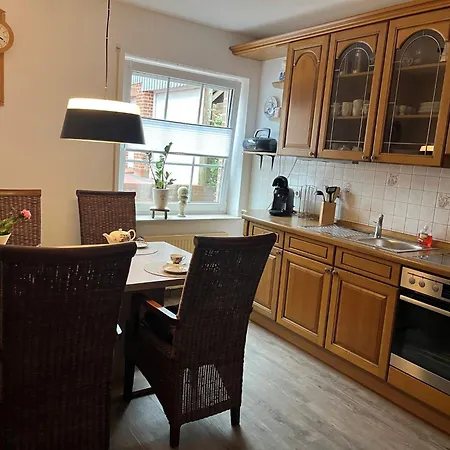 Dini, 25668 بيت للعطل *